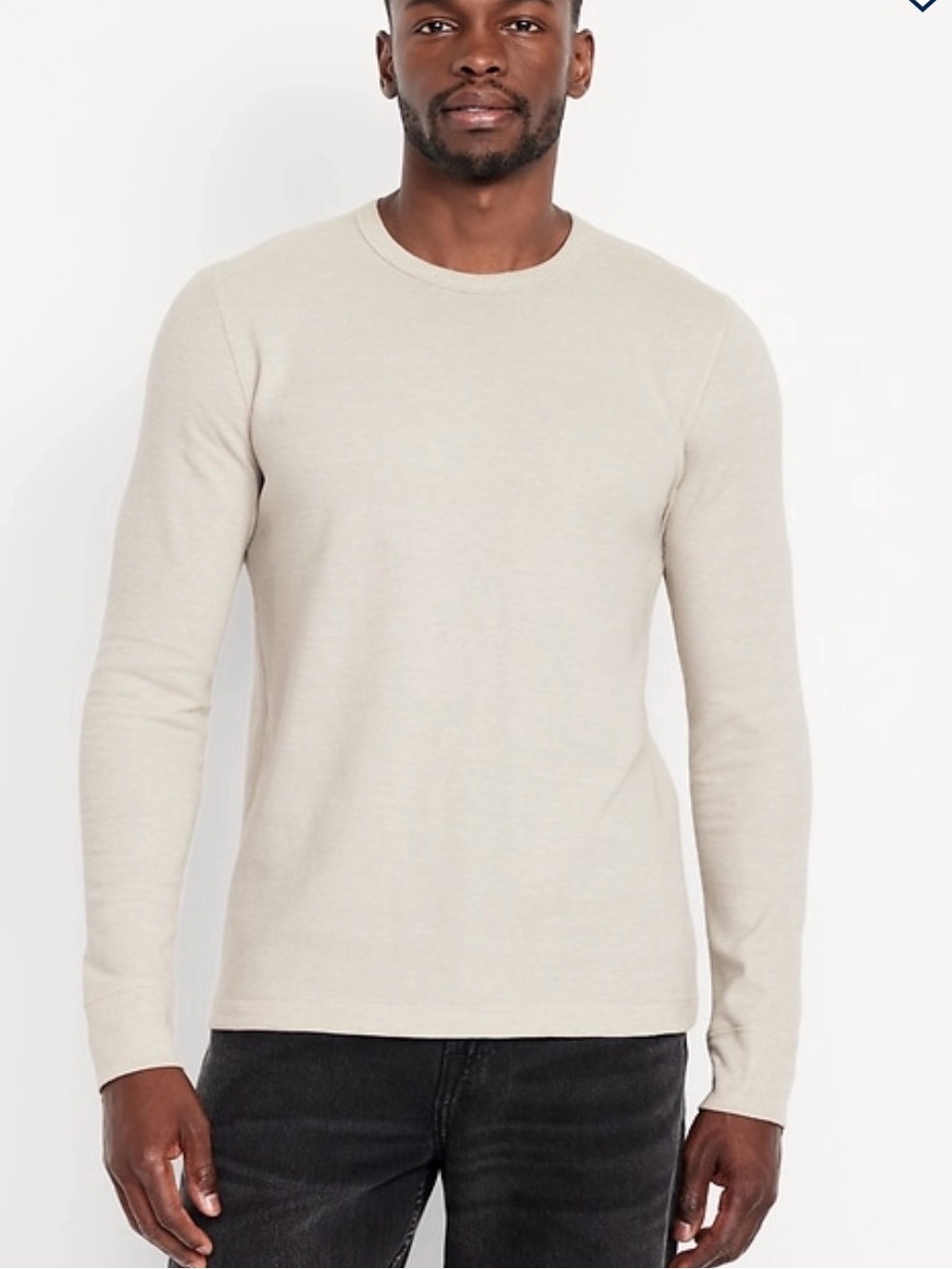 Old Navy Men's Long Sleeve Crewneck in Light Beige